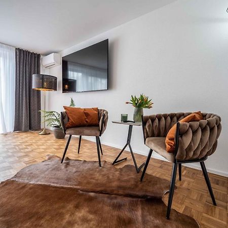 City Wohnung Fn L 5 Klimatisiert Mit Balkon Und Kueche FDH Esterno foto